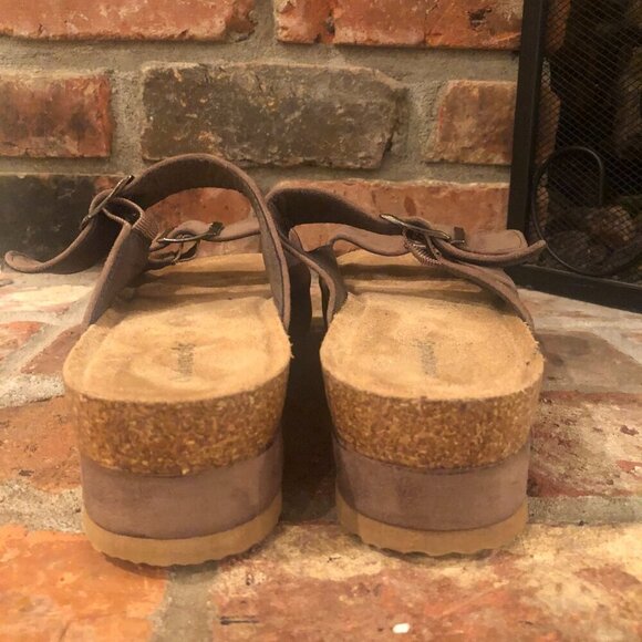 Outwoods Trend-1 Platform Faux Suede Cork Sandal Size 8 - Picture 3 of 7